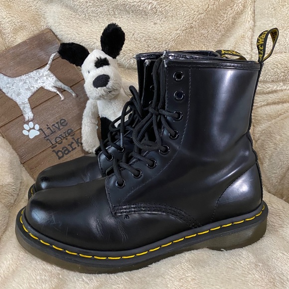 Dr. Martens Shoes - Dr Martens 1460 Smooth Black Leather Boots 🖤